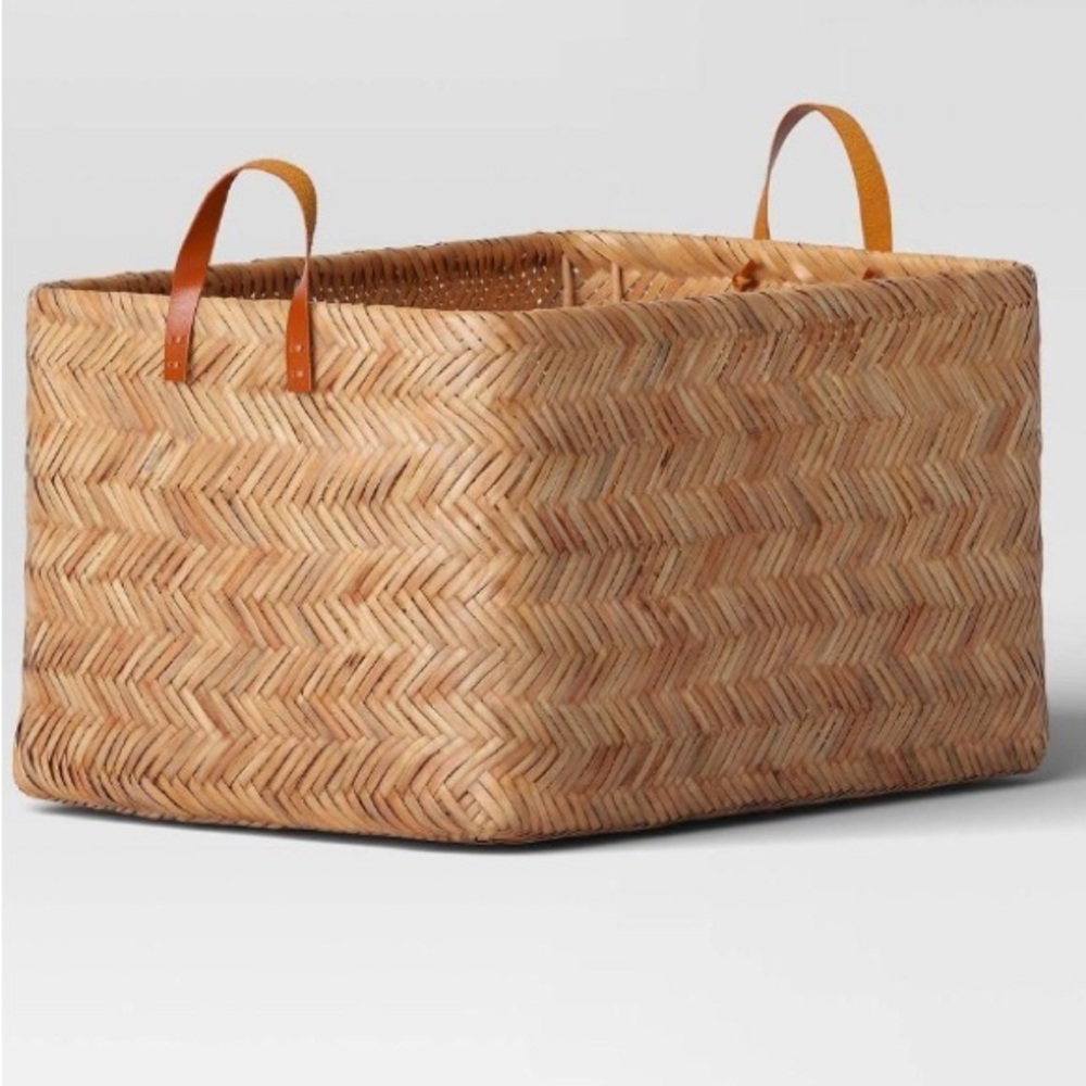 Surprise sale! NWT Threahold Herringbone  Faux Leather Handles Large